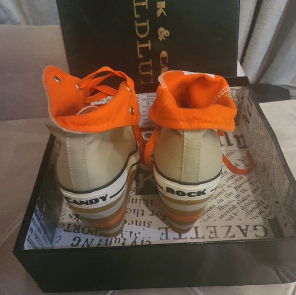 Rock & Candy gold deluxe platform sneakers size 8.5 - Picture 8 of 9